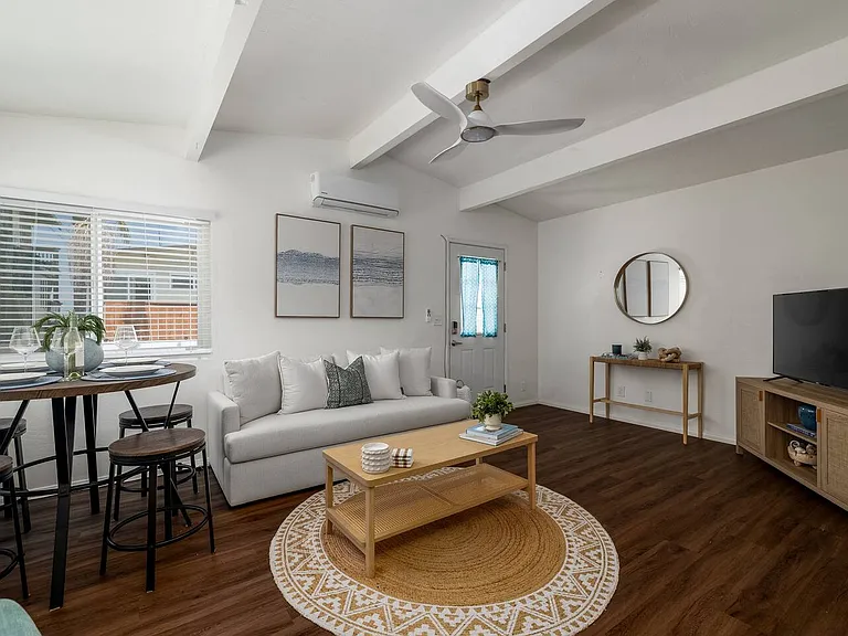 4587 Saratoga Ave #4587 — Photo 1