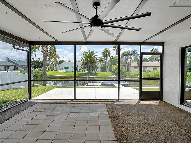 9910 Island Harbor Dr #A — Photo 44
