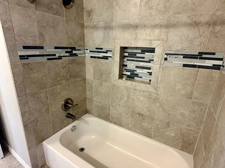 2120 Garner Ln — Photo 29