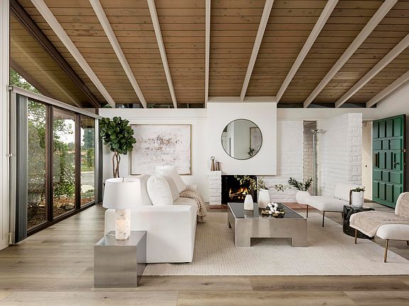 5th image of 2756 Miradero Dr