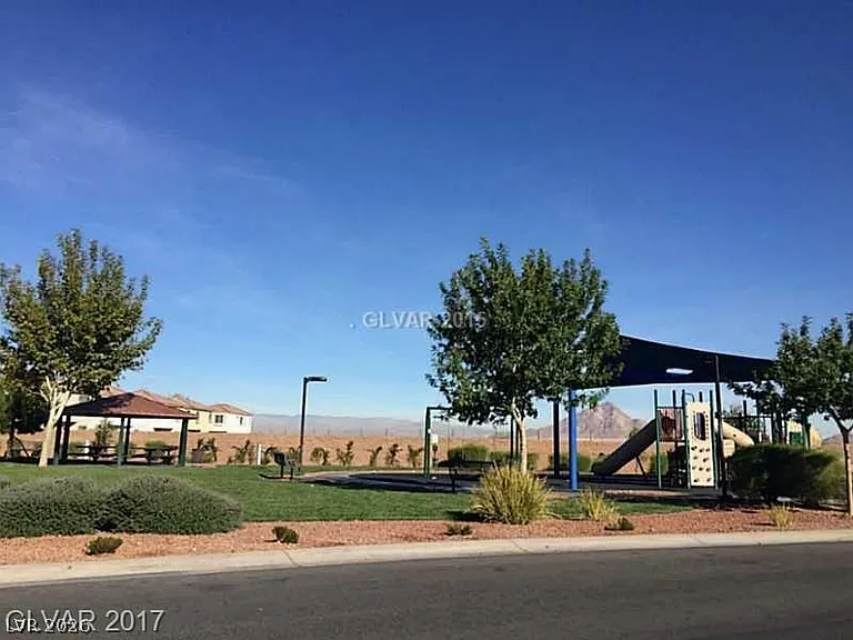 669 Emerald Idol Pl — Photo 24