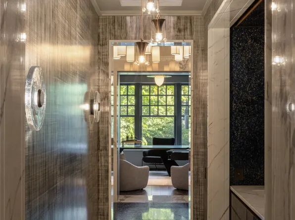 50 Central Park West image 26 of 36