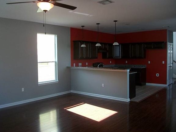 2nd image of 1469 Westbrook Dr