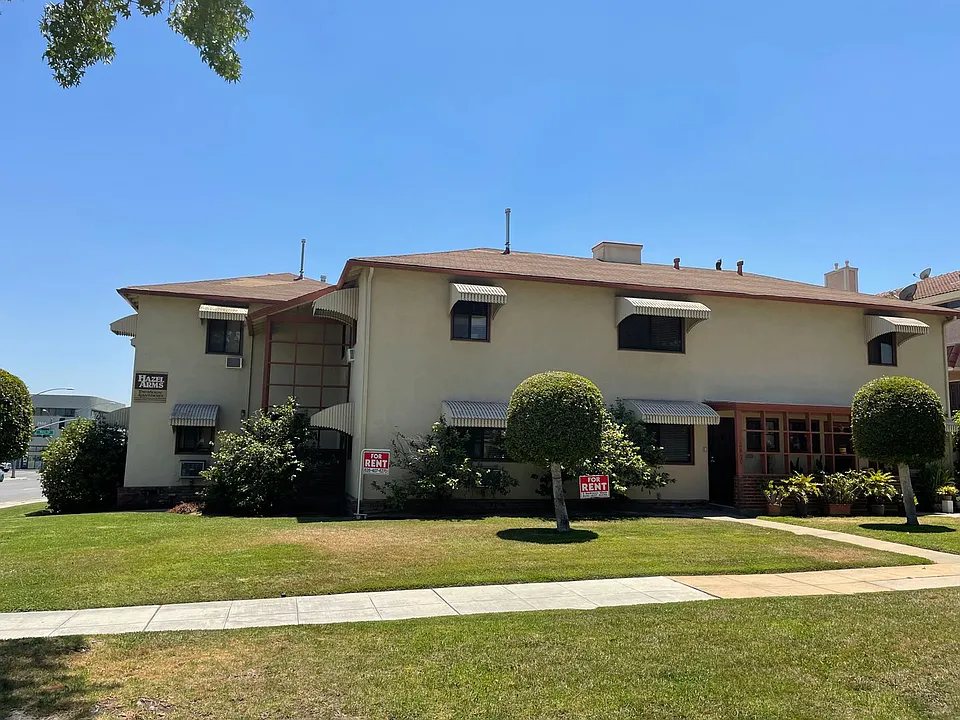 55-65 N Fremont Ave #&-2600-2602