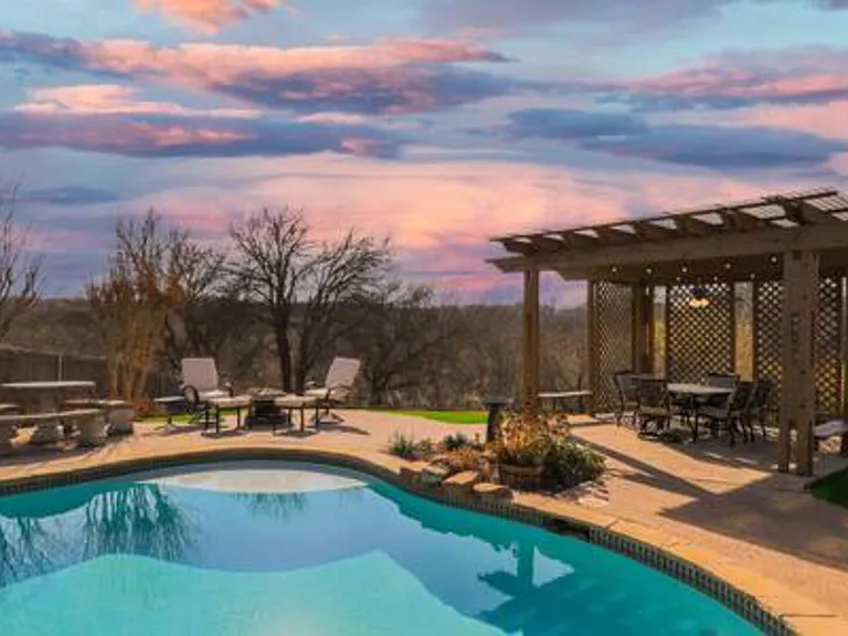 Falcon Ridge Dr — Photo 42