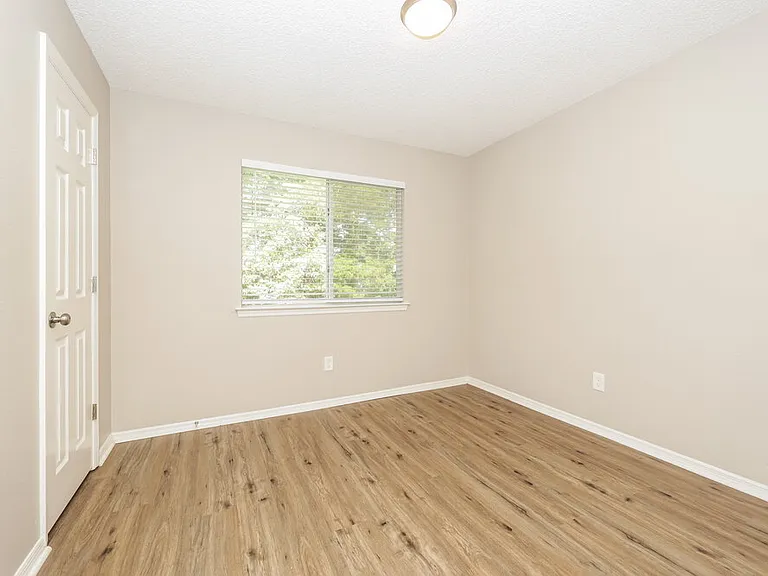 1229 Jacksons View Rd — Photo 11