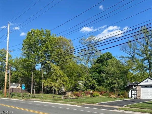 374 South Ave, Fanwood Boro, NJ 07023