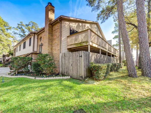 7861 Champion Pines Dr, Spring, TX 77379