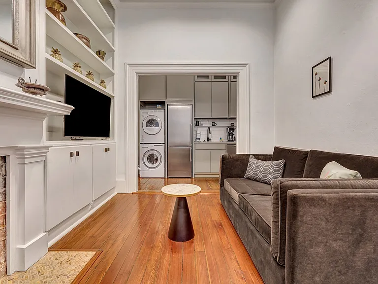 108 E Harris St — Photo 14