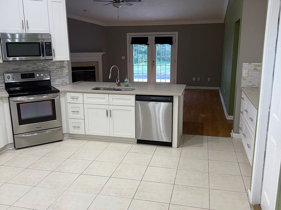 1st image of 23934 Creek Parke Cir