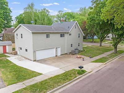 114 N 3rd Ave E, Truman, MN, 56088