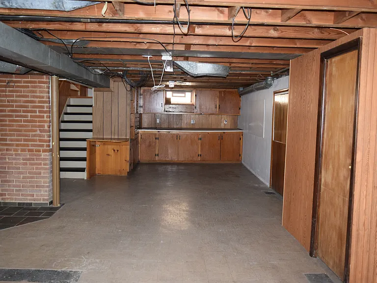 1140 Hull Ave — Photo 15