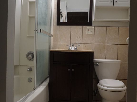 3rd image of 108 Alexander Avenue # Fl 1ST