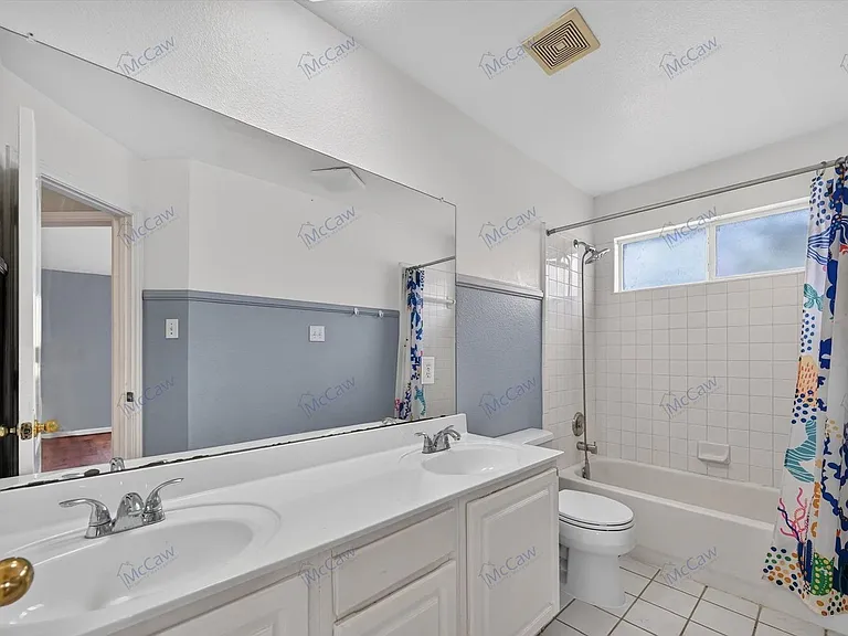 5101 Timberland Pkwy — Photo 23