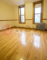 Rented by Wave Real Estate Group