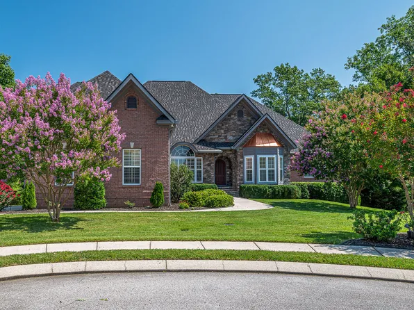 8719 Wetherwood Pl, Ooltewah, TN 37363