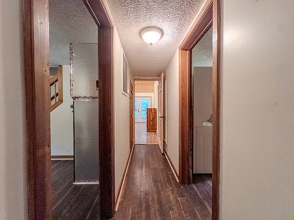 5th image of 274 Corbin Dr