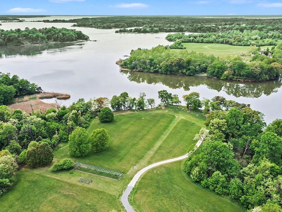 1st image of 4 Knight Island Rd