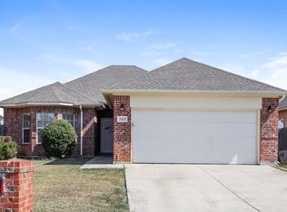 2113 Beacon Way, Fort Worth, TX 76140