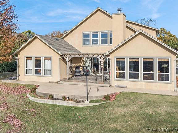 5th image of 32060 Lavender Ln