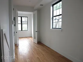 Rented by Rennit Inc.