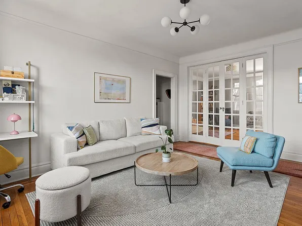 35-21 80th St APT 52, Jackson Heights, NY 11372