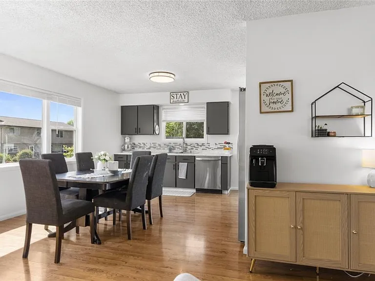 304 Harrison Blvd — Photo 9