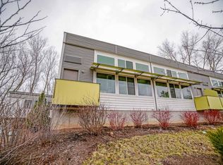 3050 Anderberg Dr #10, Madison, WI 53713