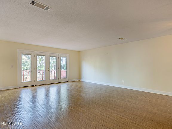 5th image of 2950 Saint Johns Ave APT 5-A