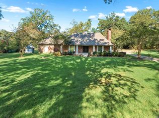 6615 Oak Cluster Dr, Greenwell Springs, LA 70739