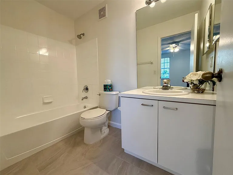 9914 NW 56th Pl — Photo 19