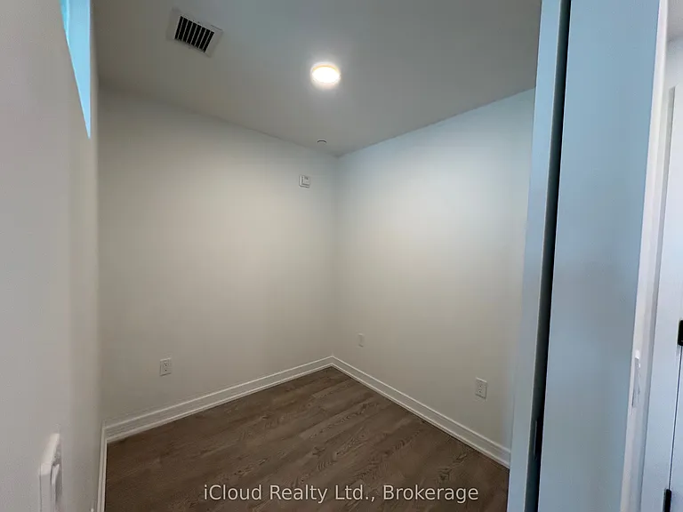 740 Whitlock Ave #307 — Photo 8