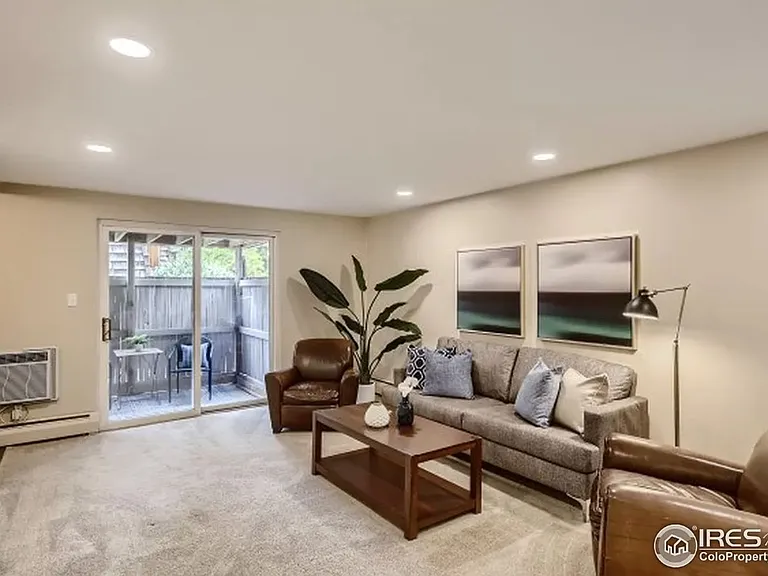 745 Thomas Dr #6 — Photo 9