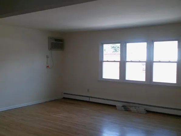 307 Legion St, Haledon, NJ 07508