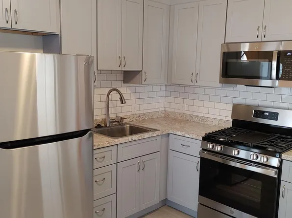 156 South St, Waltham, MA 02453