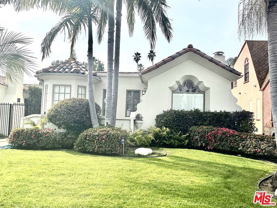 1st image of 2131 Parnell Ave