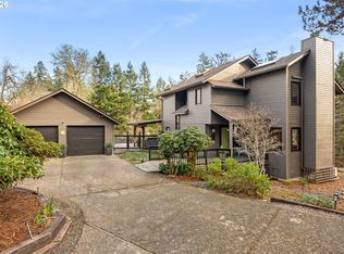 2311 Douglas Dr, Eugene, OR 97405