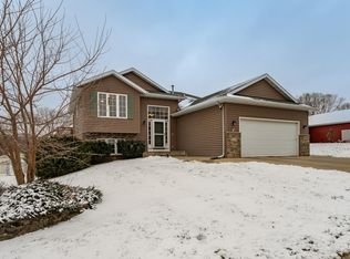 4408 6th St NW, Rochester, MN 55901