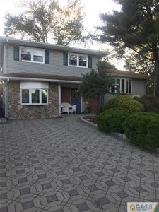 1288 Cozzens Ln, North Brunswick, NJ, 08902