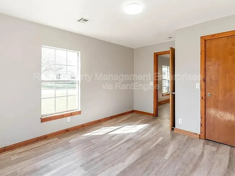 3633 N Youngs Blvd — Photo 13