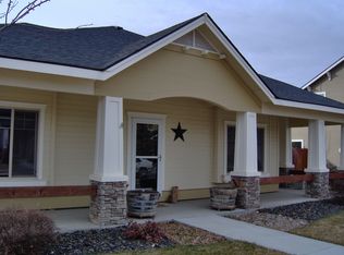 3659 N Legacy Common Ave, Meridian, ID 83646