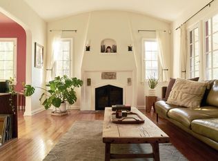 1138 Heather Sq, Pasadena, CA 91104