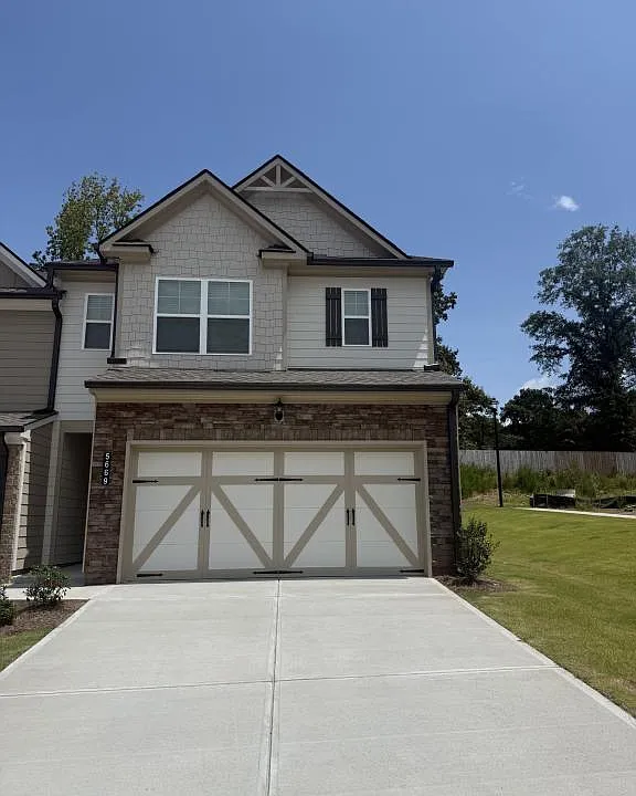5669 Overview Dr