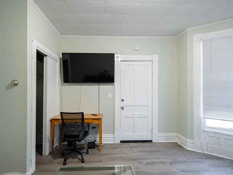 159 Hoosick St #1F — Photo 27