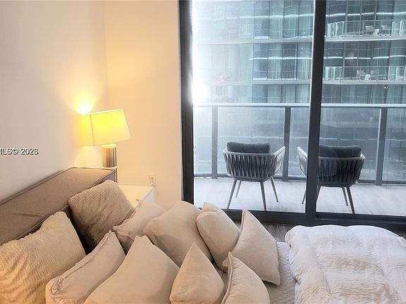 4th image of 801 S Miami Ave #512