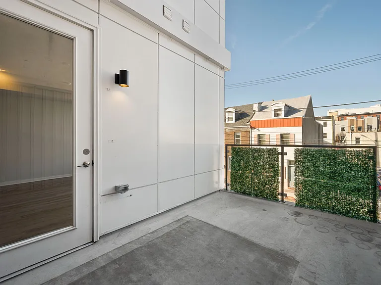 1143 N 3rd Street — Photo 47