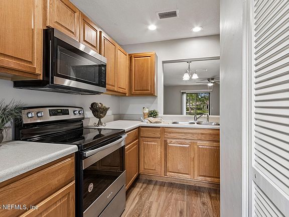 4th image of 3801 CROWN POINT Road #1184