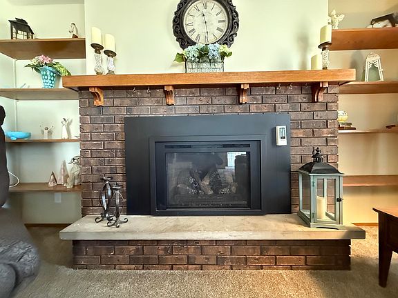 4th image of 40 W Basswood Ln