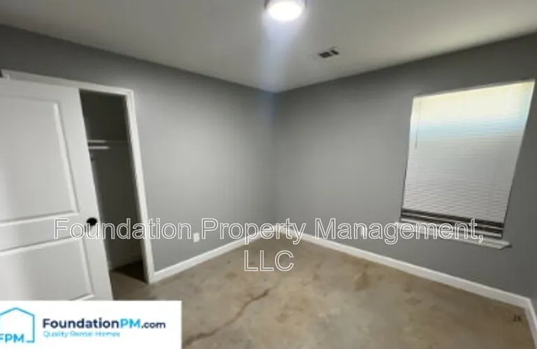1273 Englewood St — Photo 12