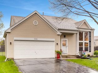 3238 Bremerton Ct, Aurora, IL 60504
